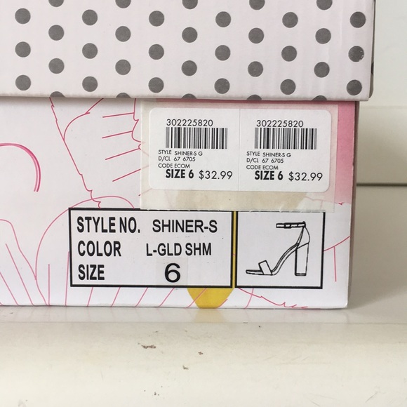 Golden glittery heals!! - Picture 7 of 7